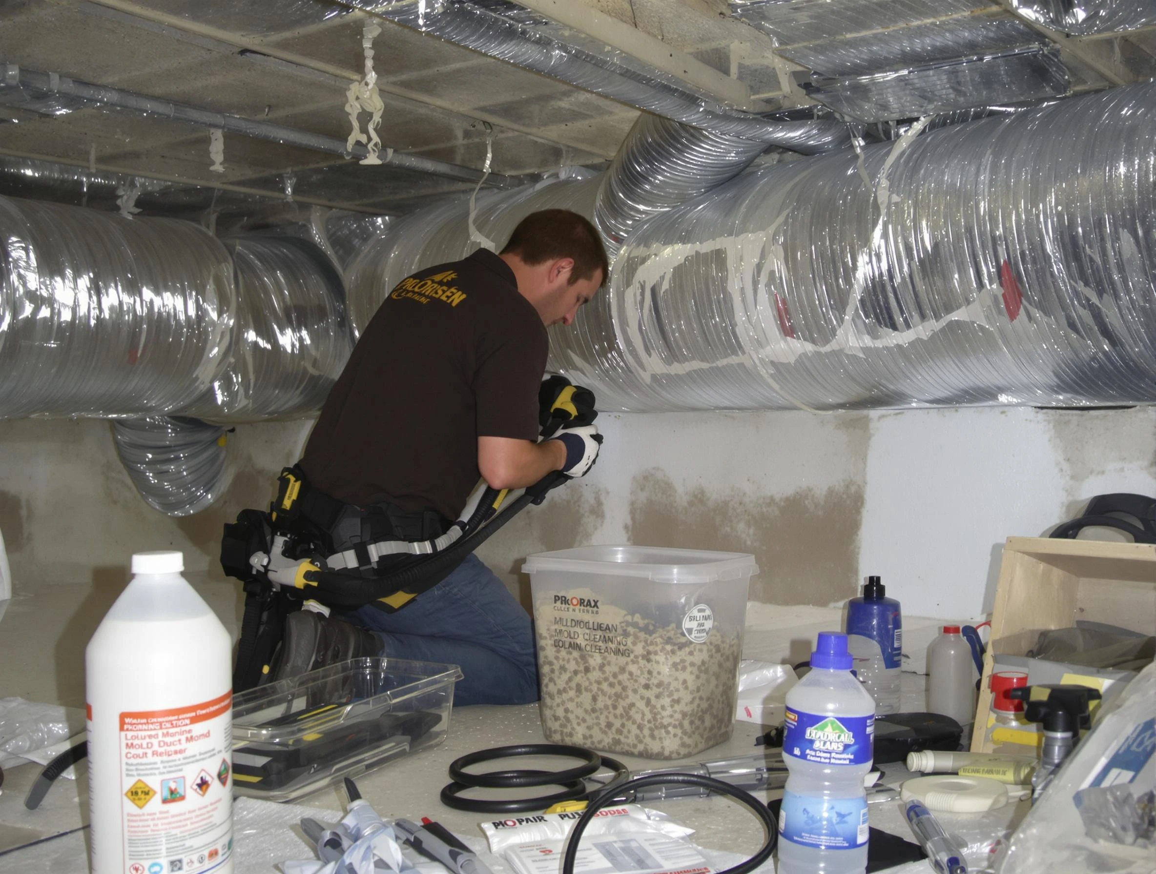 Grayson Air Duct Cleaning specialist performing professional mold removal from air ducts in Grayson